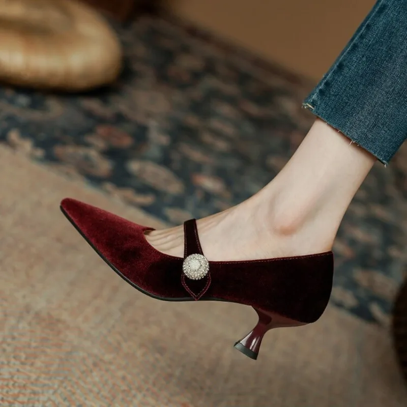 Women Shoes With Heels - النبيذ الأحمر أشار تو ماري جين