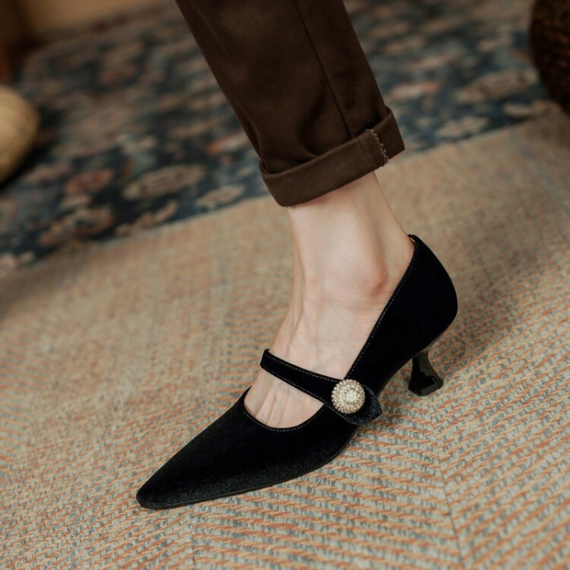 النبيذ الأحمر أشار تو ماري جين - مراجعة Women Shoes With Heels وسعره