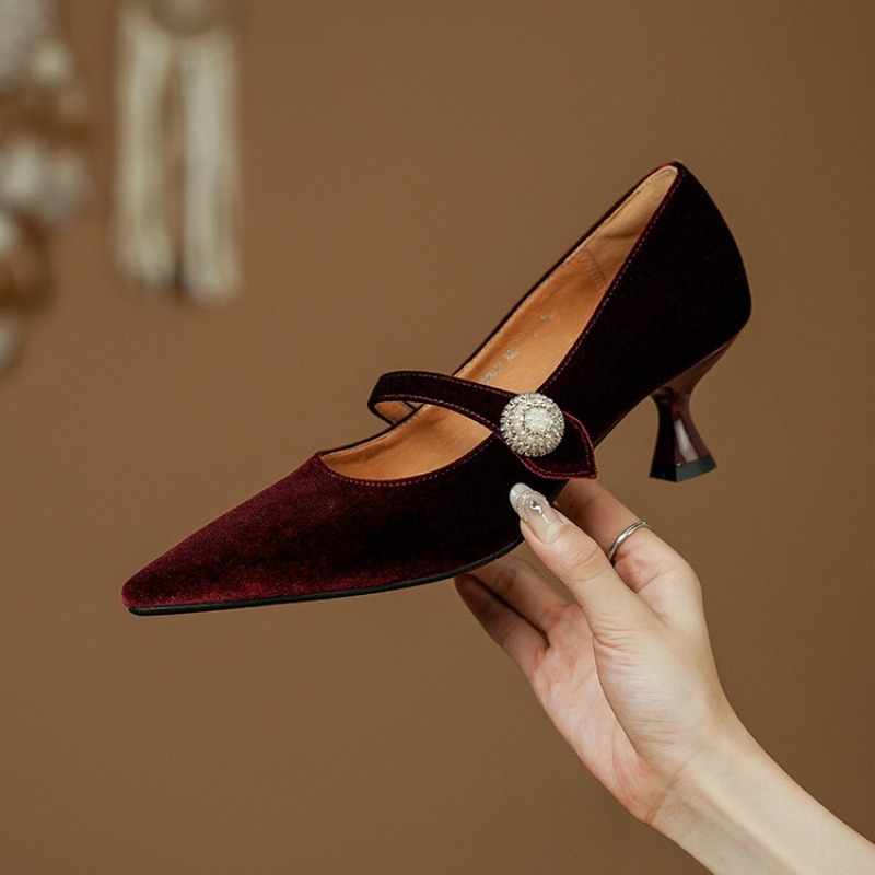 النبيذ الأحمر أشار تو ماري جين - مراجعة Women Shoes With Heels وسعره
