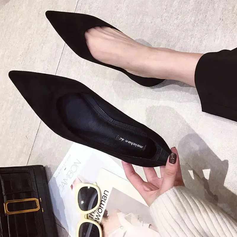 كعب منخفض مدبب للنساء ، أحذية  - مراجعة Women Shoes Quick Delivery وسعره