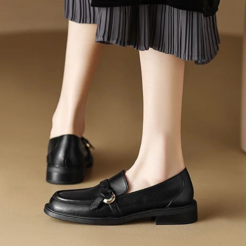 أحذية بمقدمة مربعة بكعب متوسط  - مراجعة Women Shoes Quick Delivery وسعره