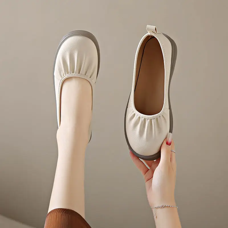 حذاء نسائي مسطح مع تجاعيد كعب  - مراجعة Women Shoes Quick Delivery وسعره