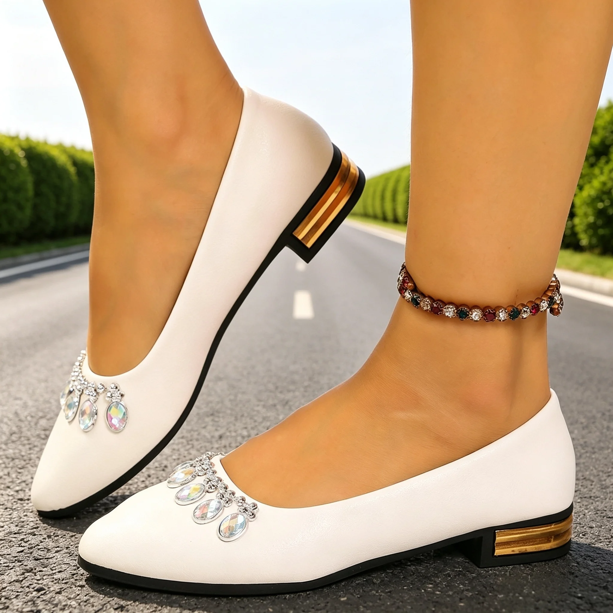 أحذية نسائية مسطحة ذات مقدمة م - مراجعة Women Shoes With Heels وسعره