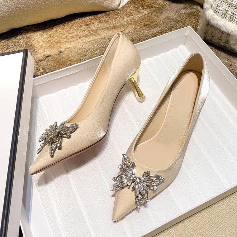 أحذية بمقدمة مدببة من حجر الرا - مراجعة Women Shoes Quick Delivery وسعره