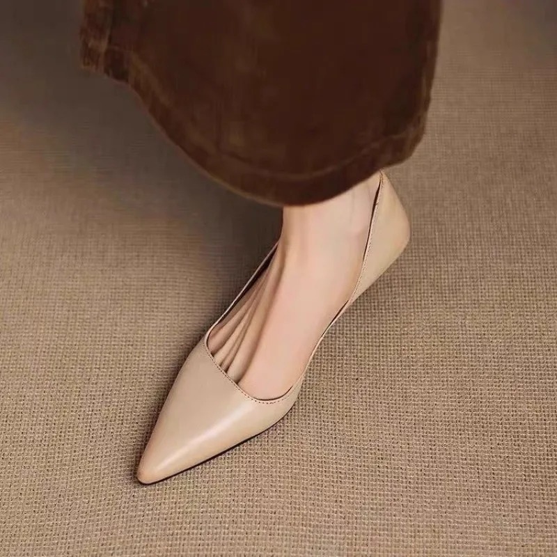حذاء نسائي بكعب ستيليتو بمقدمة - مراجعة Women Shoes With Heels وسعره