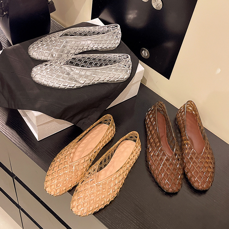 أحذية كريستال جديدة بتصميم V،  - مراجعة Jelly Sandal Women وسعره